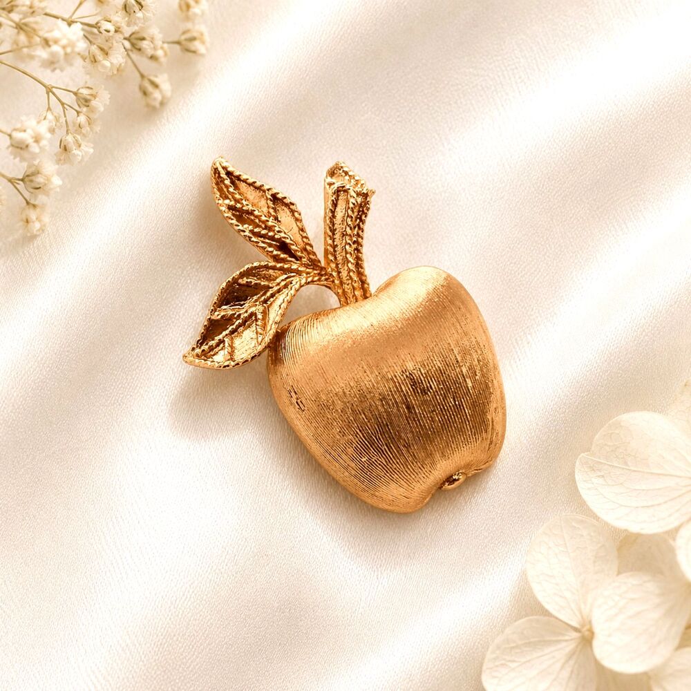 Vintage Avon Brushed Golden Apple Pin Brooch 1974